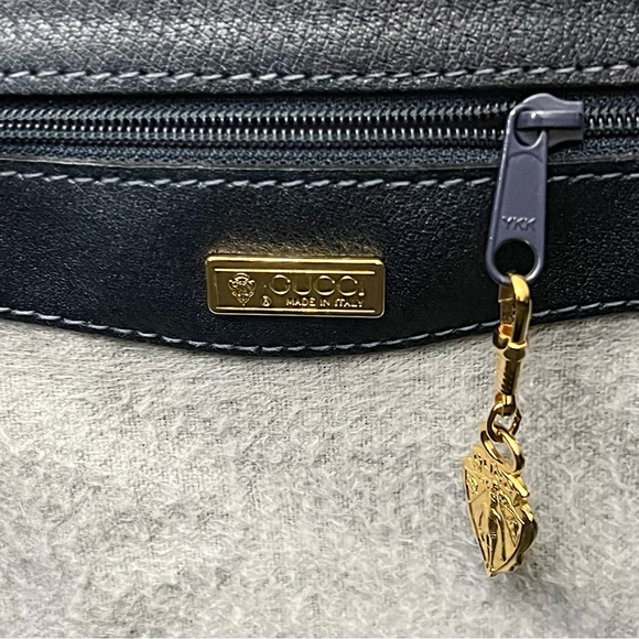 Vintage Gucci | Navy Train Case Luggage Bag - Picture 4 of 17